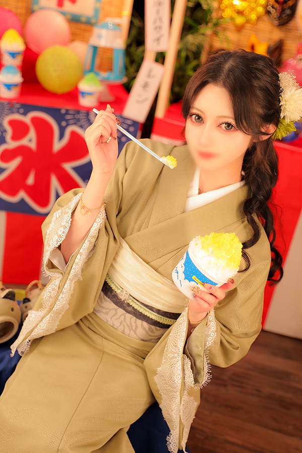 「セレナ」の写真